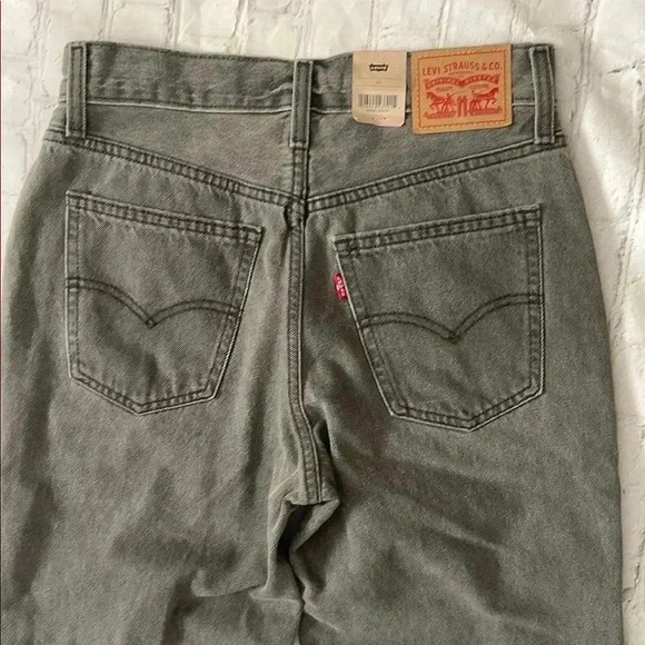 Levi's Gray Straight Leg Jeans - Picture 5 of 7